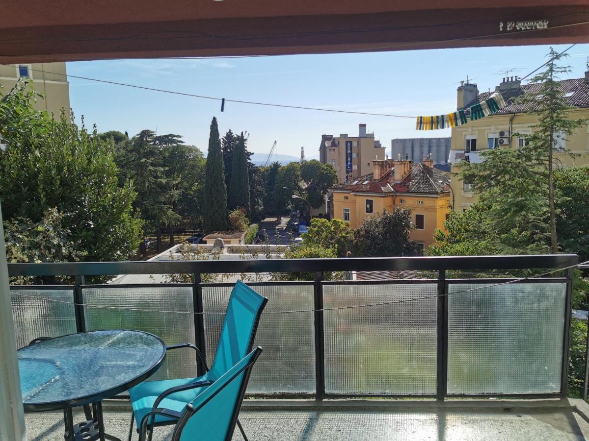 Apartment Budin 2, Rijeka Center ภายนอก รูปภาพ