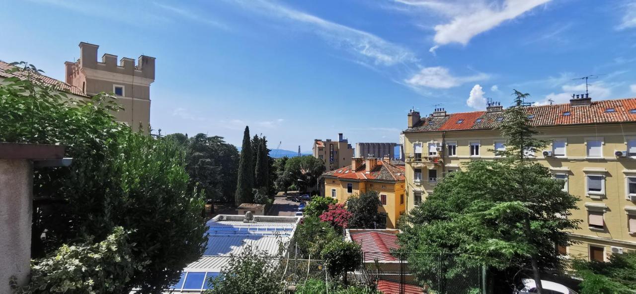 Apartment Budin 2, Rijeka Center ภายนอก รูปภาพ